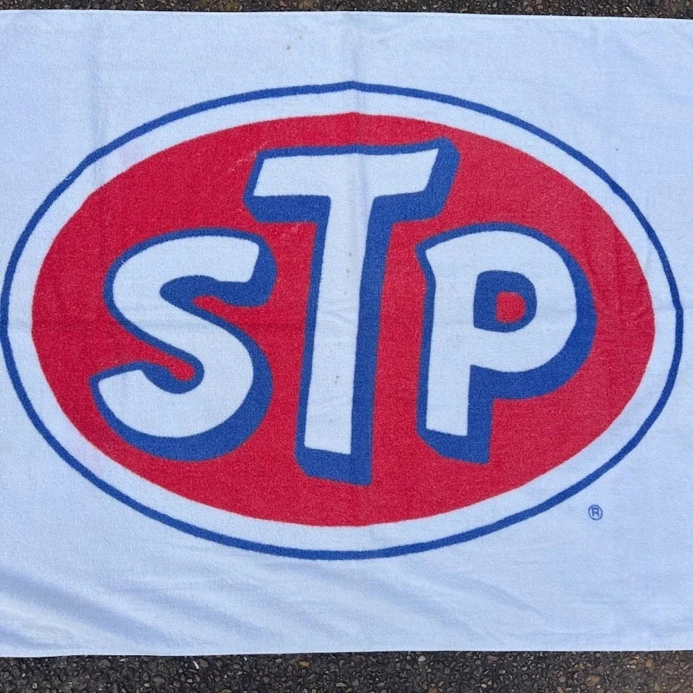 STP vintage racing